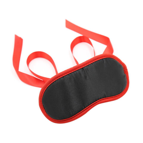 Bords rouges noir fetish