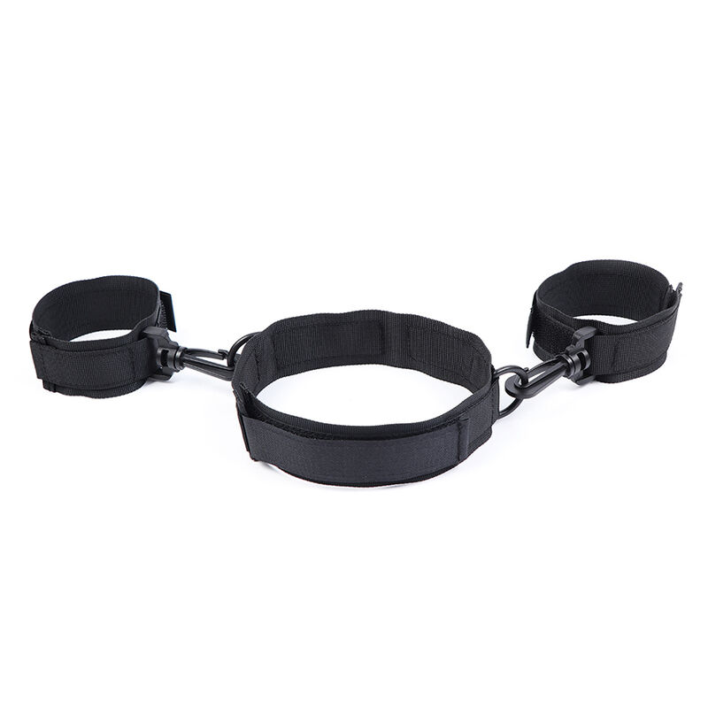 Menottes et collier en nylon — OHMAMA FETISH, vue 14