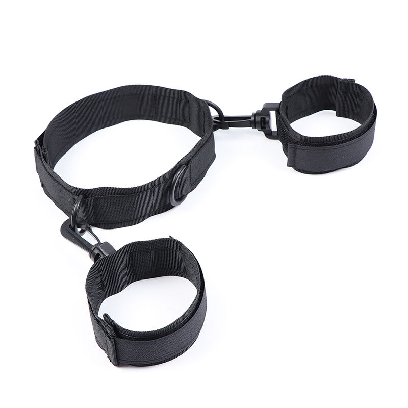 Menottes et collier en nylon — OHMAMA FETISH, vue 15