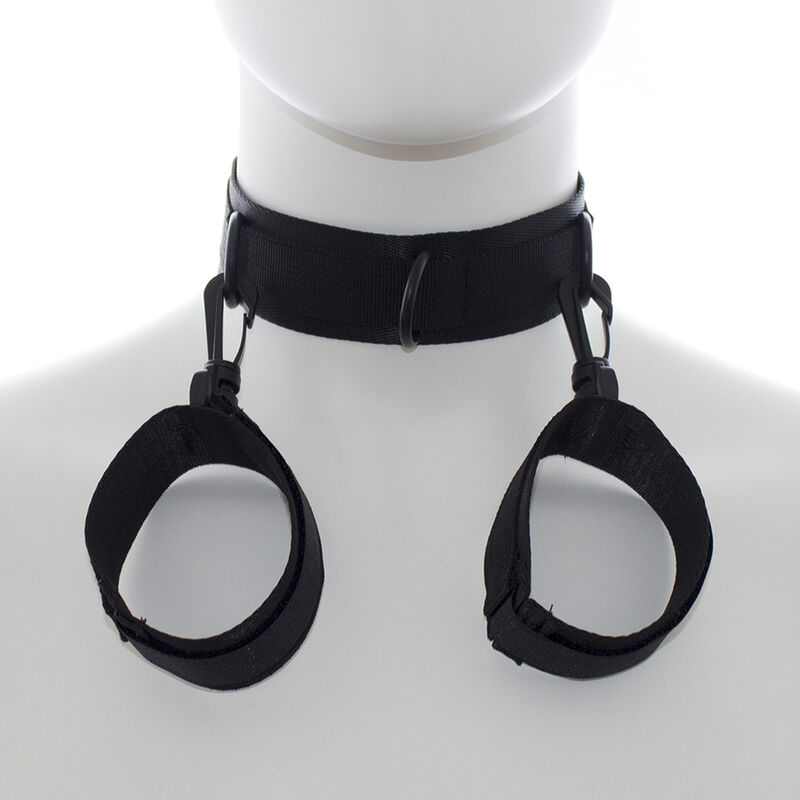 Menottes et collier en nylon — OHMAMA FETISH, vue 17
