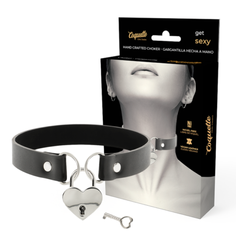 Collier en cuir vegan avec accessoire coeur avec CL? — COQUETTE CHIC DESIRE
