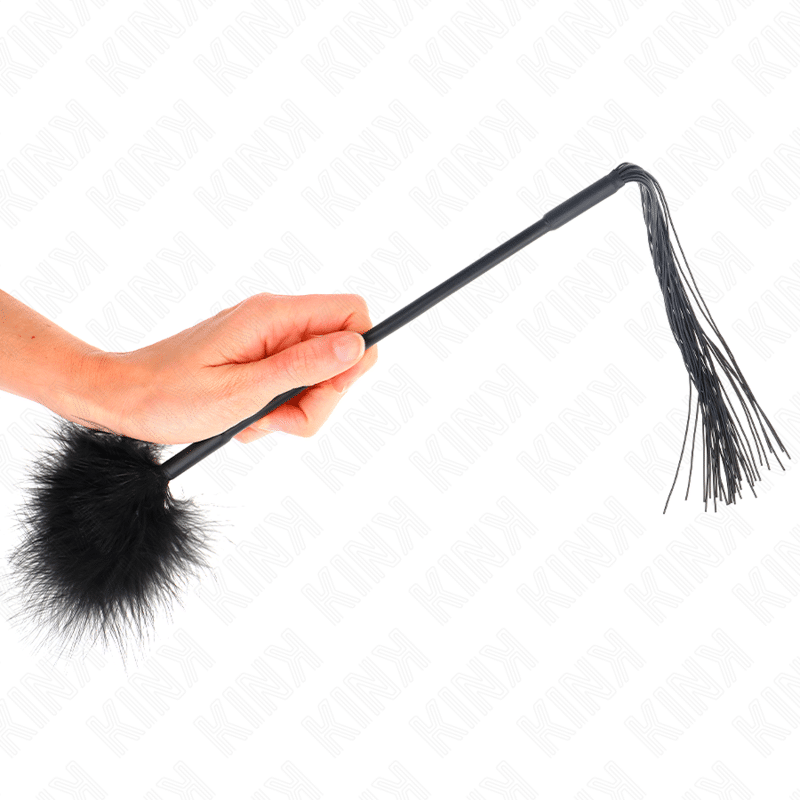 Fouet en silicone avec plumes pour chatouiller 47 cm — KINK, vue 3
