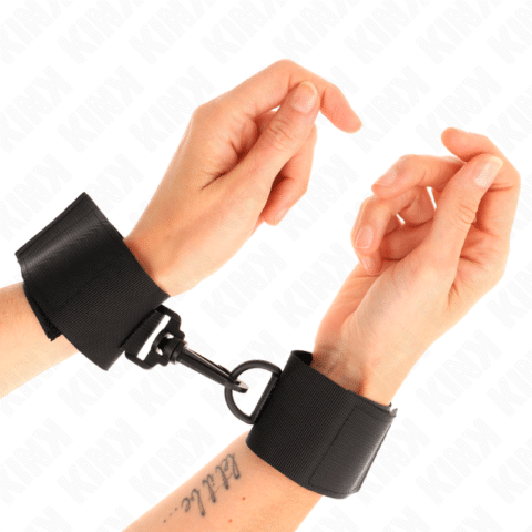 Appareils-poignets en nylon noir — KINK