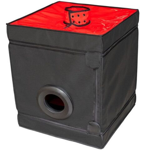Kink club cabina bukkake noir et rouge — SECRET DOME