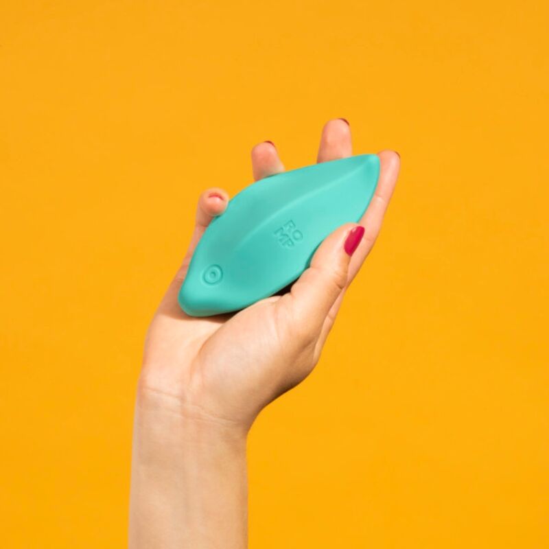 Vibrateur wave stimulateur clitorial forme ergonomique vert d'eau — ROMP, vue 2